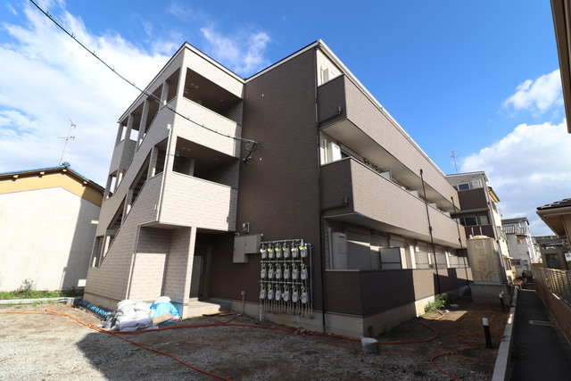 建物外観　アート八尾駅前