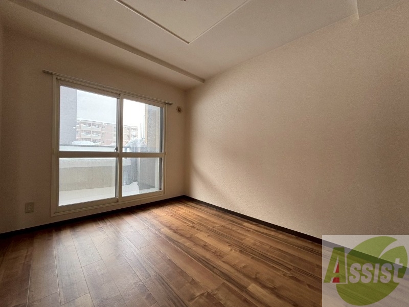 その他部屋・スペース　寝室です。部屋をどう使うかはあなた次第です！