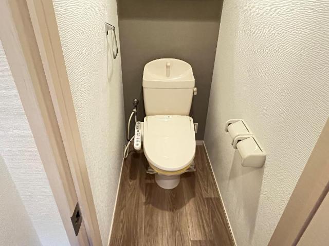 トイレ　シャワー付トイレ