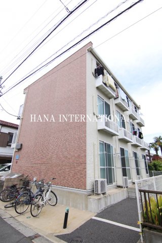 建物外観　築浅物件で設備充実(^O^)