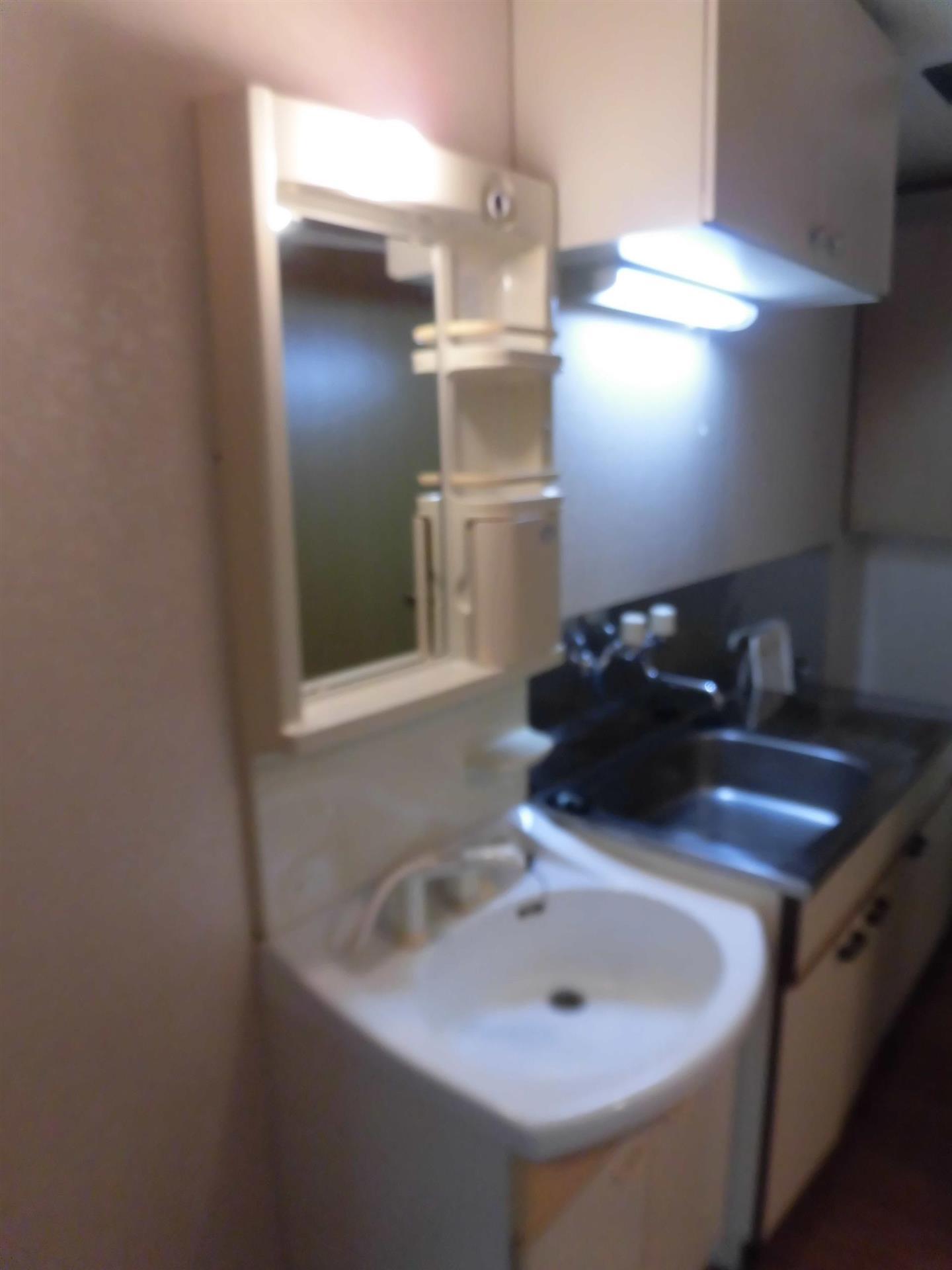 洗面設備　独立洗面台