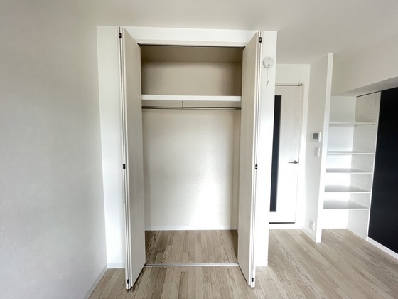 収納　※別部屋の写真です