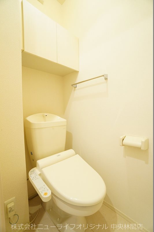 トイレ　毎日使うものだから、人に優しく清潔な温水洗浄機能付きトイレ