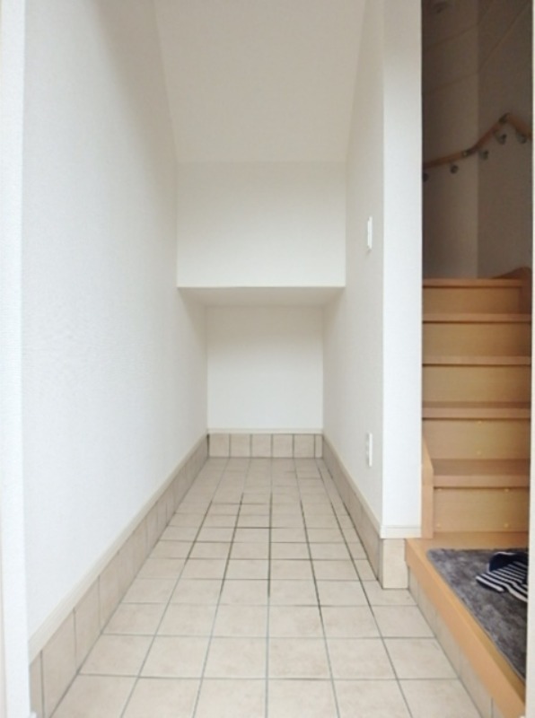 玄関　図面と現状に相違がある場合には現状を優先