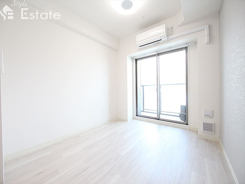 居室・リビング　内装