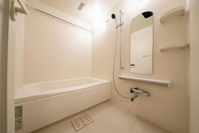 バス・シャワールーム　類似別物件の写真です