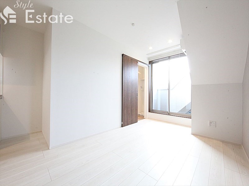 居室・リビング　内装