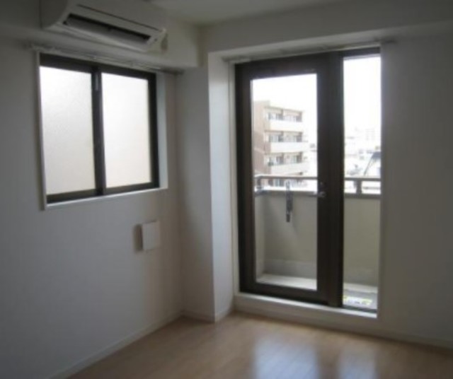 居室・リビング　別室参照