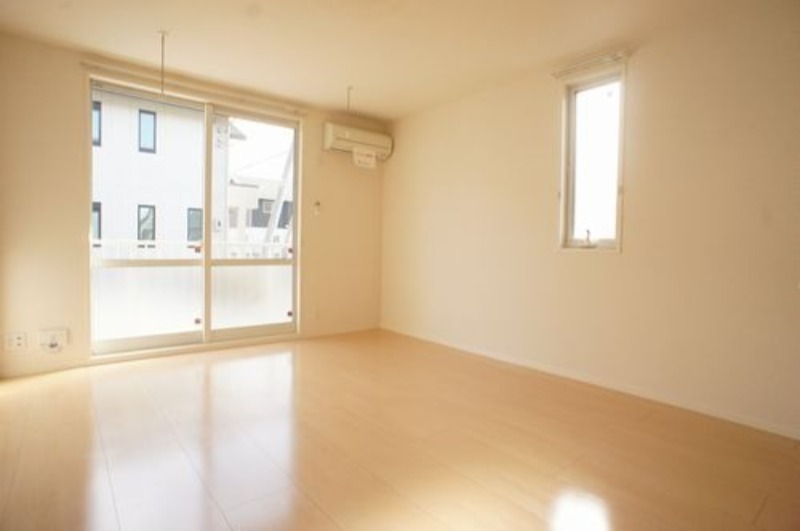 居室・リビング　図面と現状に相違がある場合には現状を優先