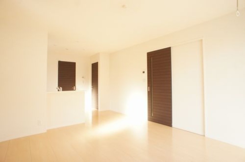 居室・リビング　図面と現状に相違がある場合には現状を優先