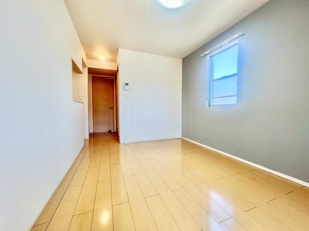 居室・リビング　※同物件、別号室の写真