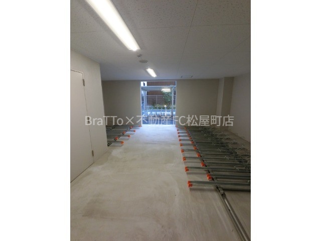 その他共有部分　マンション共用部分（駐輪場）