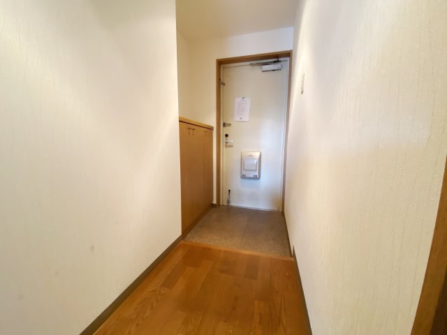 玄関　別号室の参考写真です。