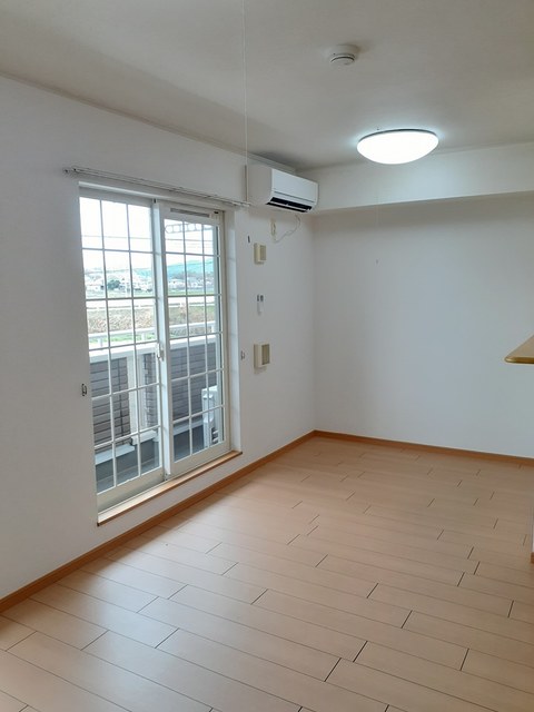 居室・リビング　１１．５帖のリビング♪