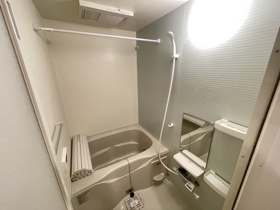 バス・シャワールーム　※他の号室の写真です。