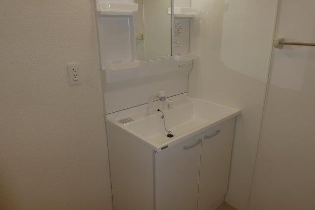 洗面設備　洗髪洗面化粧台