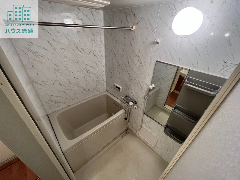 バス・シャワールーム　※別号室反転タイプ☆