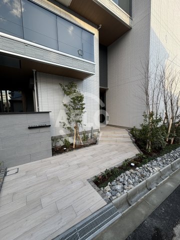 エントランス　ナティ　サウス　エントランス