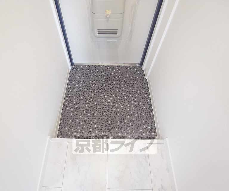 玄関　すっきりとした玄関です。