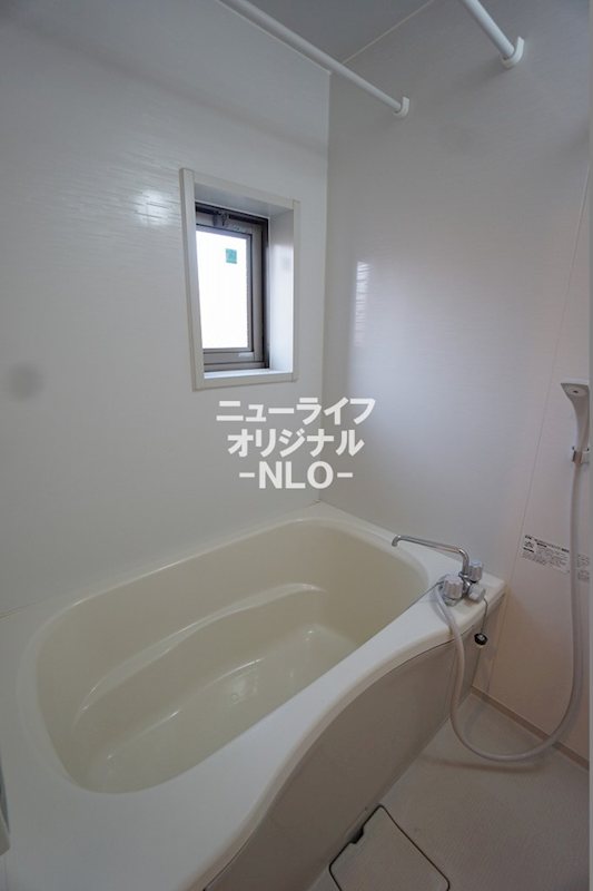 バス・シャワールーム　追焚機能付きなのでいつでも温かいバスタイムを楽しめます☆