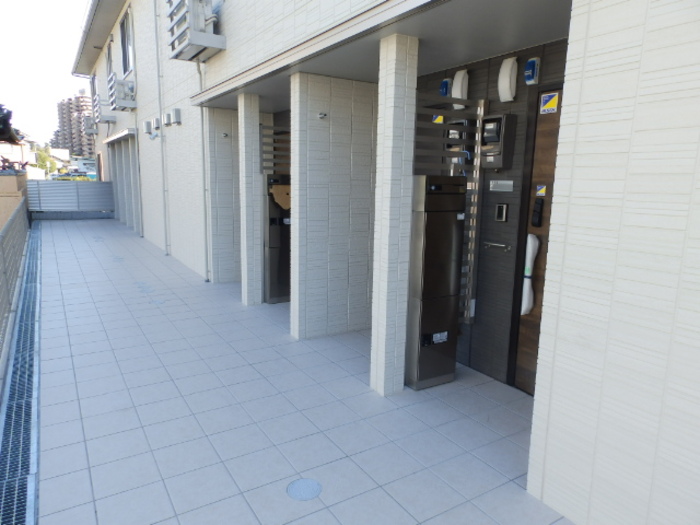 エントランス　エントランス