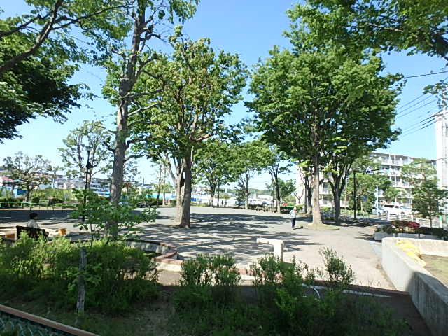 公園　長津田柳下公園（公園）まで200m