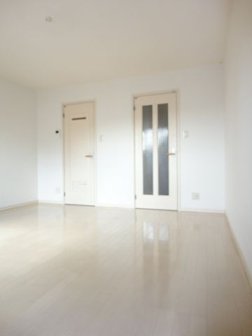 居室・リビング　使い勝手のいい洋室です