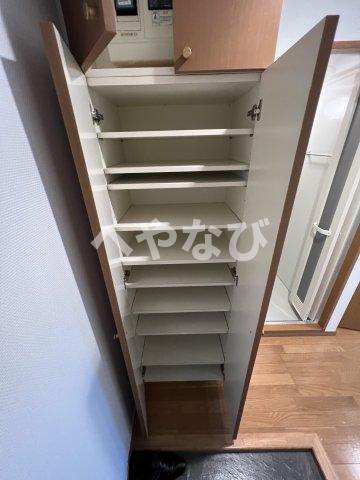 収納　他号室　同施工参考写真