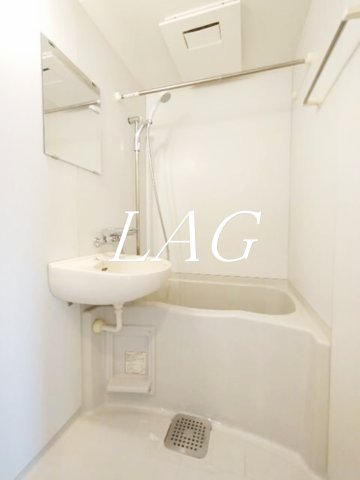 バス・シャワールーム　お風呂です。