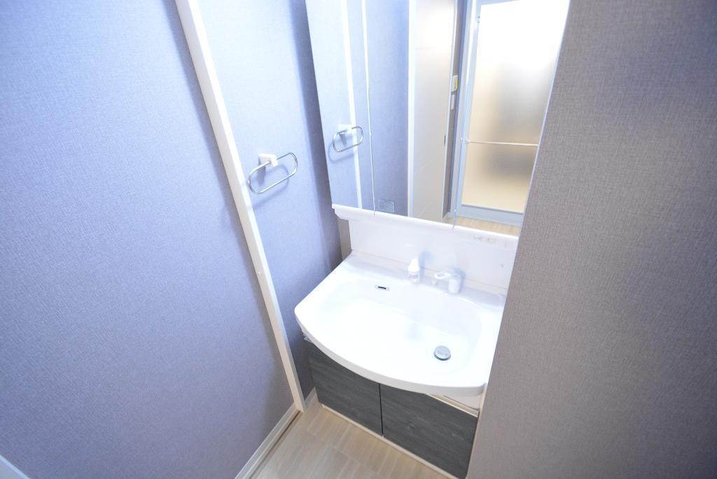 洗面設備　洗髪洗面化粧台