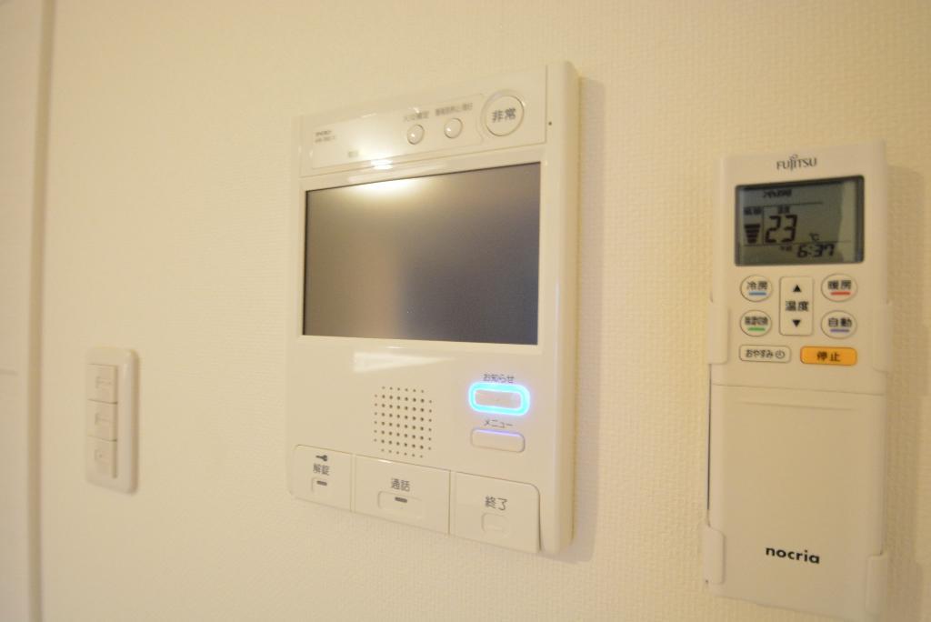 セキュリティ　カメラ付インターホン