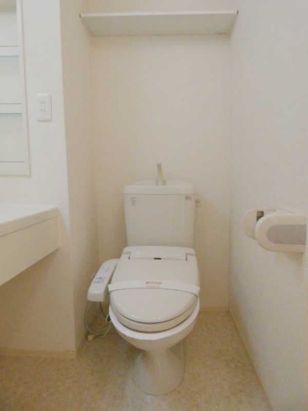 トイレ　図面と現状に相違がある場合には現状を優先