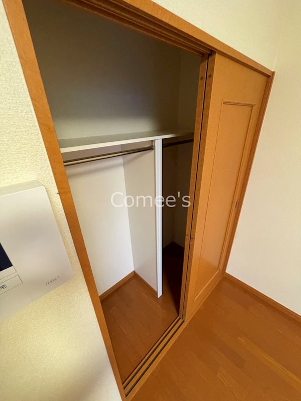 収納　クローゼット