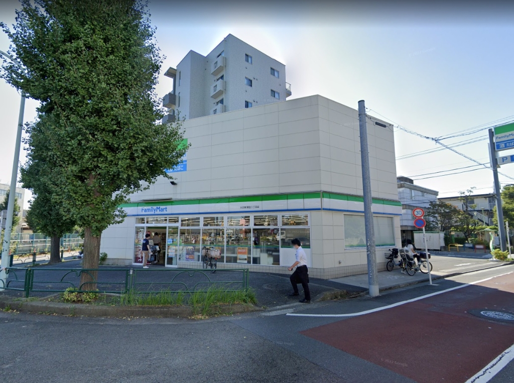 コンビニ　ファミリーマート 大田新蒲田二丁目店（コンビニ）まで46m