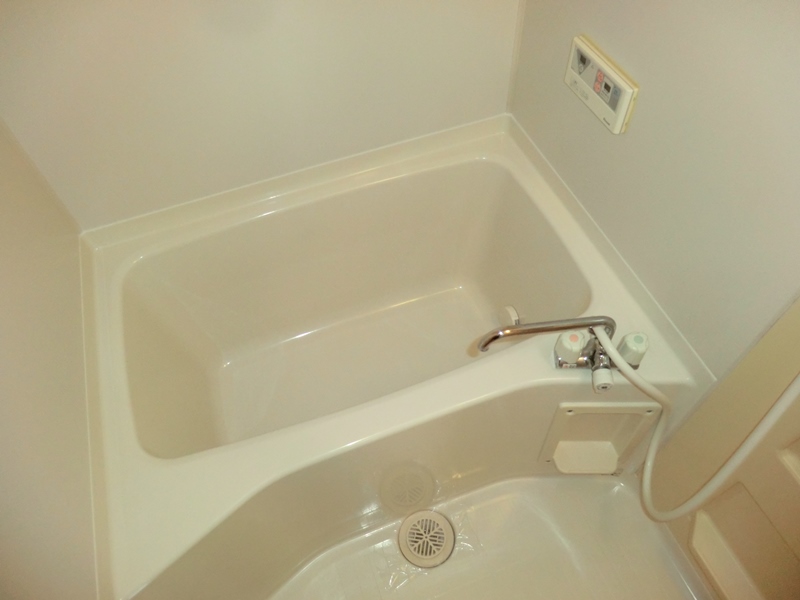 バス・シャワールーム　シンプルな浴室です！