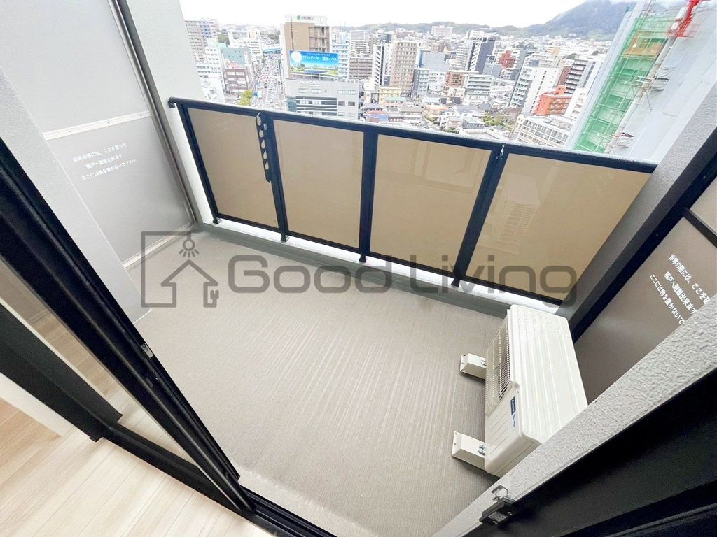 バルコニー　洗濯って気持ちいいですね