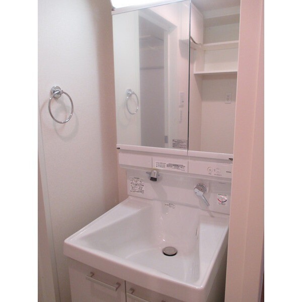 洗面設備　同一タイプ※備品除く