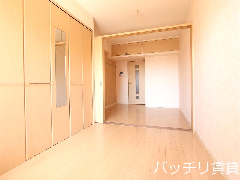 居室・リビング　写真は、同型イメージの為現状を優先いたします