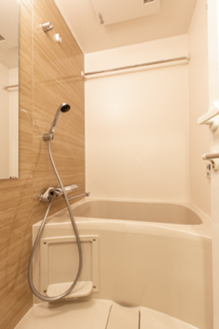 バス・シャワールーム　※写真は同タイプ住戸です。
