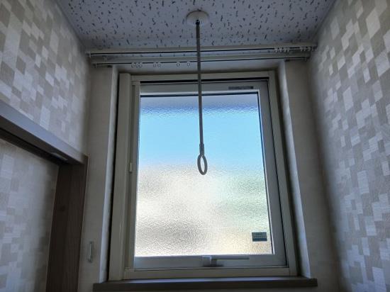 バルコニー　室内物干し