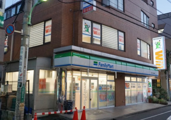 コンビニ　ファミリーマート 秀栄玉川学園南店（コンビニ）まで44m