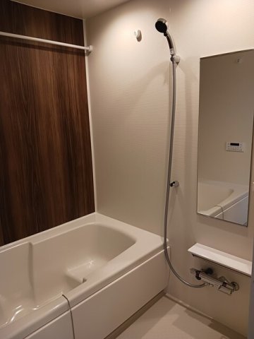 バス・シャワールーム　ゆったり過ごせるお風呂です