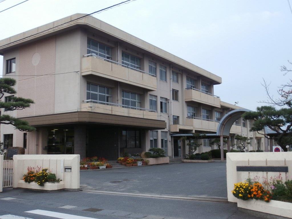 小学校　岡山市立第二藤田小学校（小学校）まで1600m