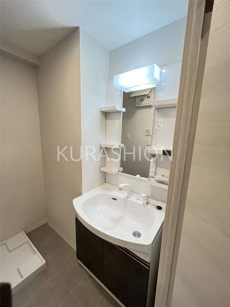 洗面設備　部屋の写真になります。