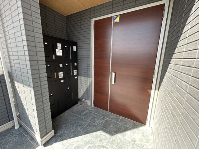 エントランス　宅配ボックス有り