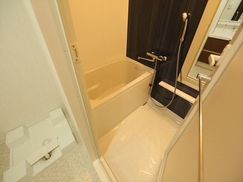 バス・シャワールーム　バスルーム　浴室暖房乾燥機付き