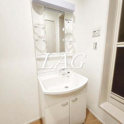 洗面設備　洗面台です。