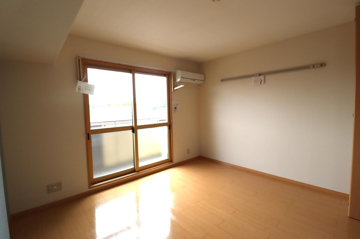 居室・リビング　洋室1（エアコン付）