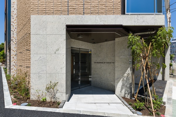 エントランス　建物の内部です