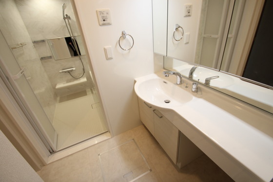 洗面設備　※別部屋の写真です